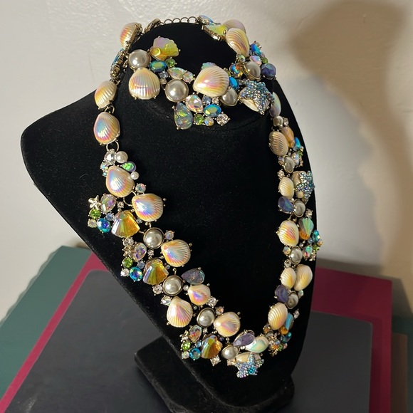 Betsey Johnson Retired Crabby Couture Mermaid Seashell Necklace and Bracelet Set - Picture 11 of 11
